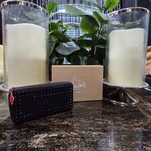 EUC Authentic Christian Louboutin Panettone Wallet